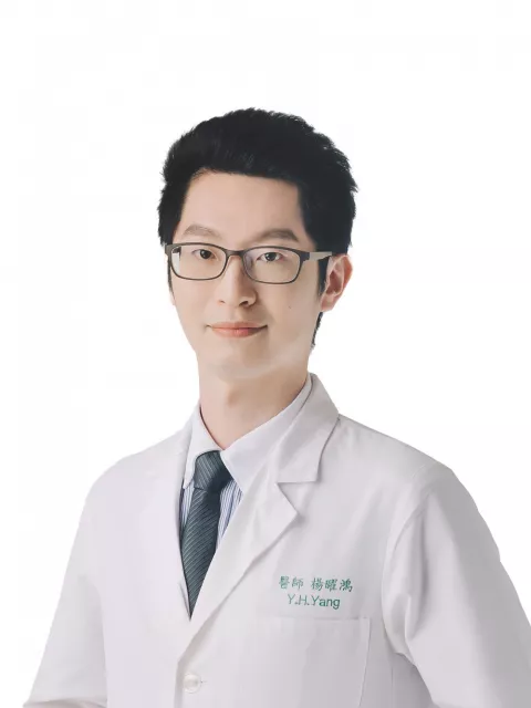 楊曜鴻 院長